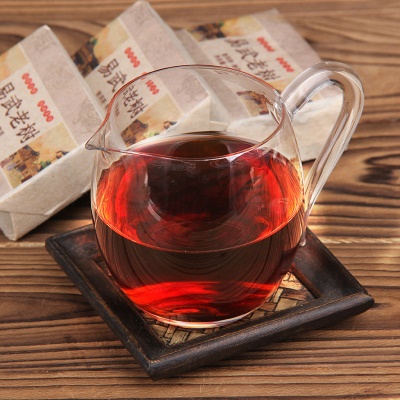 云南普洱茶2015年老料熟茶易武正山易武老树砖茶