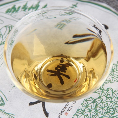 月光白饼景迈山乔木古树 357克珍藏白茶