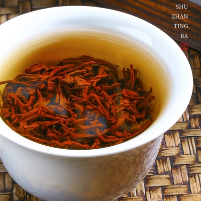 节日送礼花香正山小种红茶浓香型茶叶非特级礼盒装250g茶叶批发