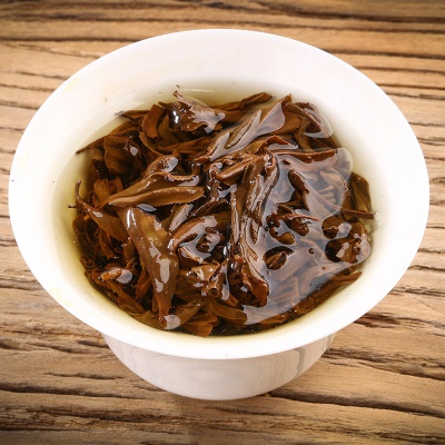 红茶批发浓香型正山小种红茶罐装100g