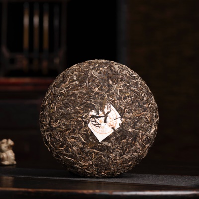 六星茶皇1000g青饼 云南普洱茶生茶古树