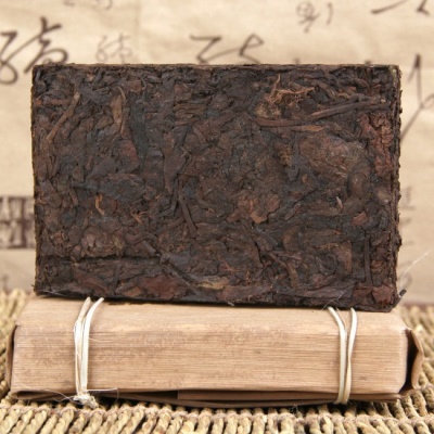 7562 经 典老熟茶 普洱茶砖250g