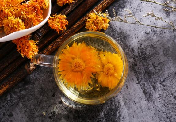 春天喝什么花茶养肝护胃