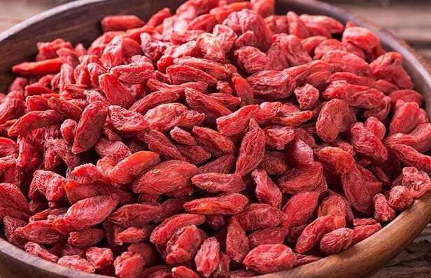 天天喝红枣枸杞水好吗(1)