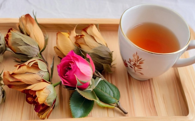 女性喝老枞水仙茶的好处.jpg