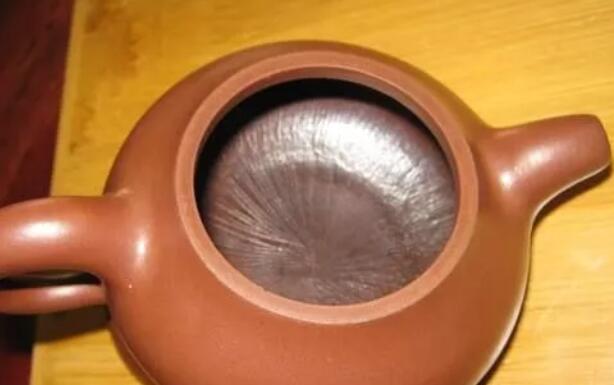 紫砂壶里的茶垢怎么去除