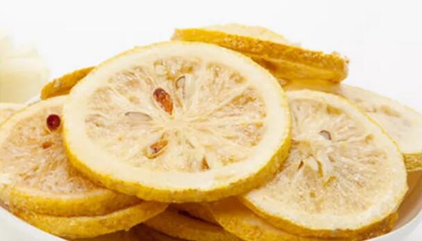 什么人不适合喝柠檬水(1)